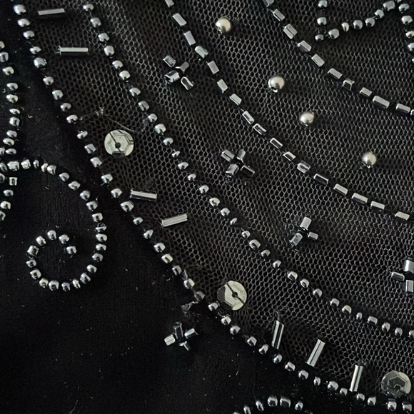 Needs Repairs Dave & Johnny By Laura Ryner Beaded Velvet Prom Dress - Picture 12 of 15